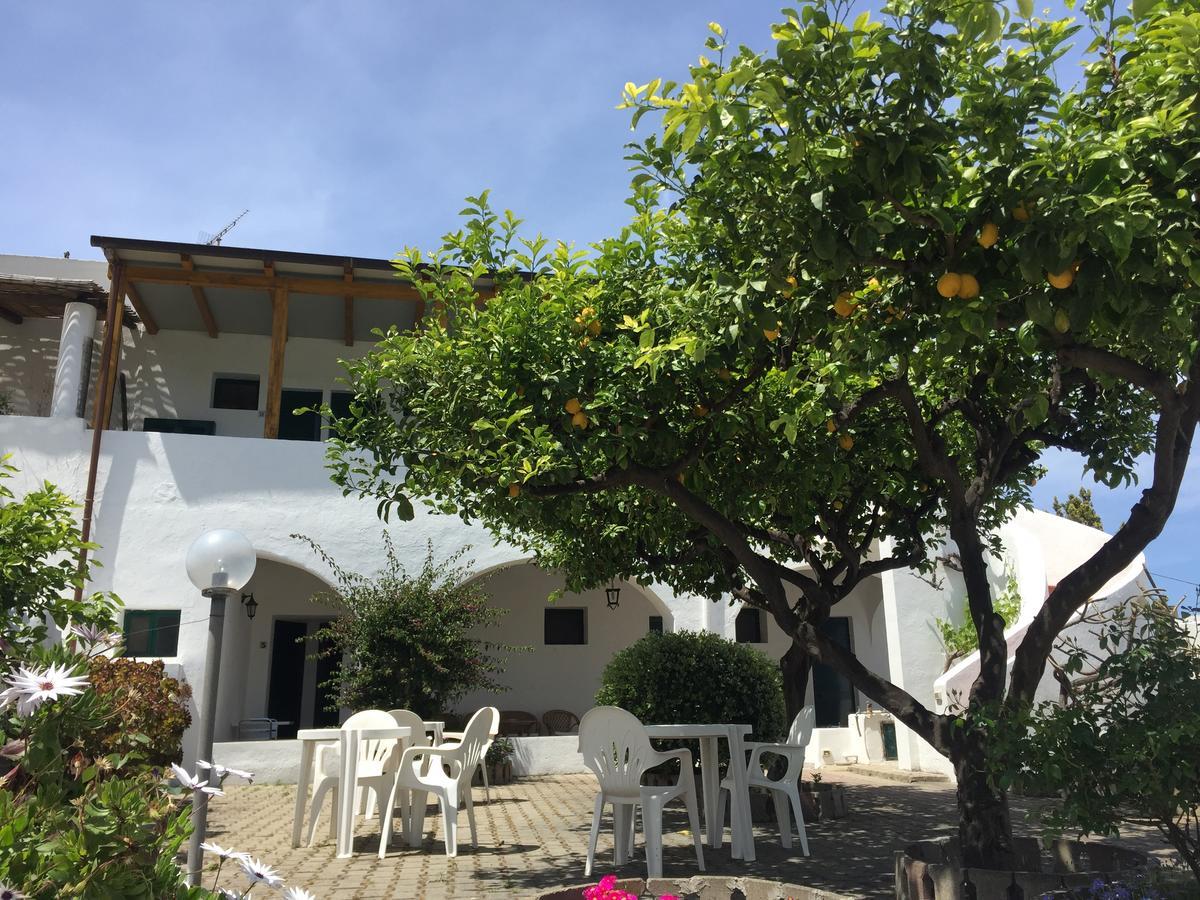Villa Petrusa 斯特龙博利 外观 照片